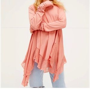 We the free - Free People coral raw edge long sleeve M